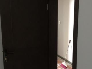 成品门及墙纸铺贴