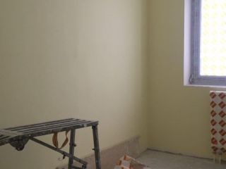 墙、顶面乳胶漆