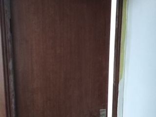 套装门、踢脚线安装