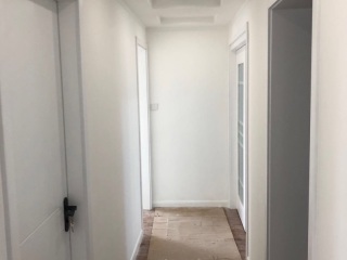 成品门及墙纸铺贴