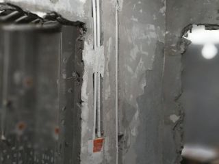 强、弱电路穿线施作