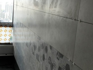 厨房、卫生间墙砖施作