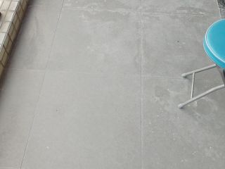 地砖铺贴及地面找平施作