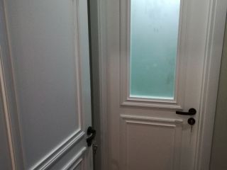 成品门及墙纸铺贴