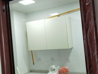 厨房、卫生间墙砖施作