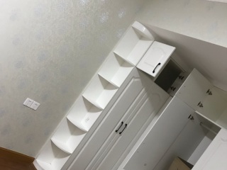 成品门及墙纸铺贴