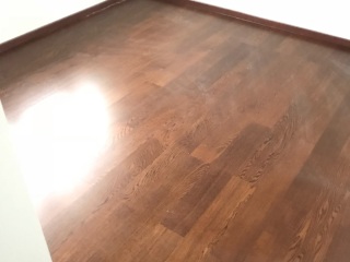实木复合地板铺设