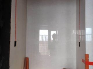 厨房、卫生间墙砖施作
