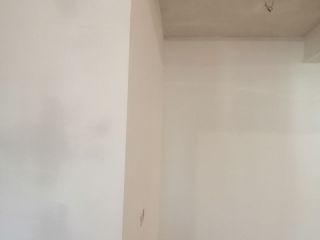 墙、顶面腻子批嵌