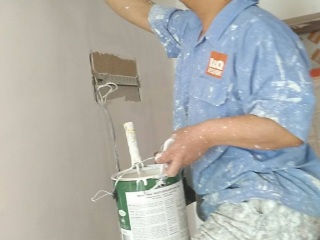 墙、顶面腻子批嵌