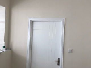 成品门及墙纸铺贴