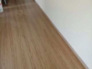 实木复合地板铺设