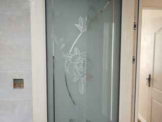 成品门及墙纸铺贴