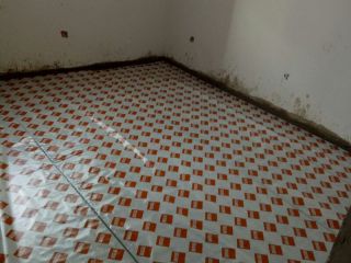 地砖铺贴及地面找平施作
