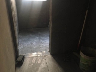 地砖铺贴及地面找平施作