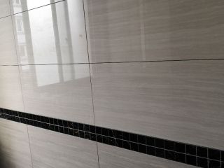 厨房、卫生间墙砖施作