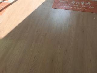 木地板铺设
