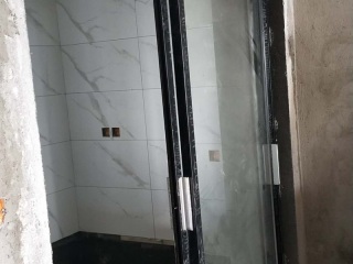 成品门及墙纸铺贴