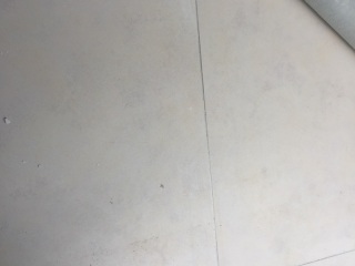 地砖铺贴及地面找平施作