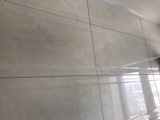 厨房、卫生间墙砖施作