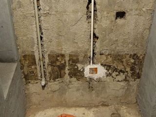 水、电管开槽施作