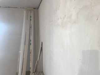 墙、顶面腻子批嵌