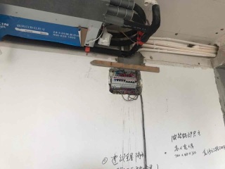 强、弱电路穿线施作