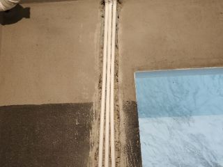 水、电管开槽施工