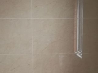 厨房、卫生间墙砖施作