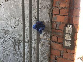 水、电管开槽施作