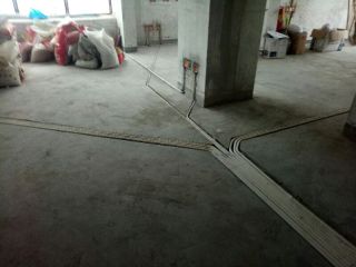 强、弱电路穿线施作