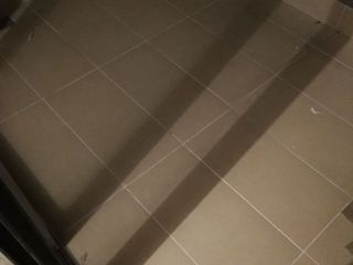 地砖铺贴及地面找平施作