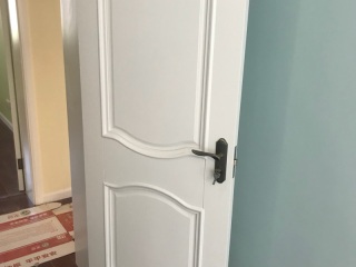 成品门及墙纸铺贴