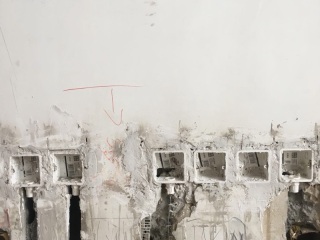 水、电管开槽施作