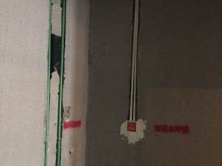 水、电管开槽施作