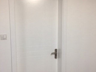 成品门及墙纸铺贴
