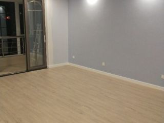 实木复合地板铺设