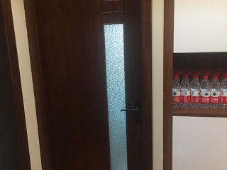 成品门及墙纸铺贴
