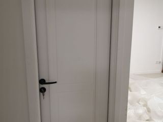 成品门及墙纸铺贴