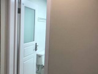 套装门、踢脚线安装