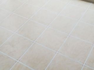 地砖铺贴及地面找平施作