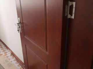 成品门及墙纸铺贴