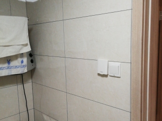 厨房、卫生间墙砖施作