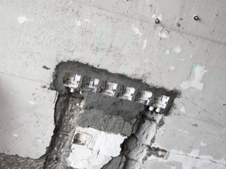 水、电管开槽施作