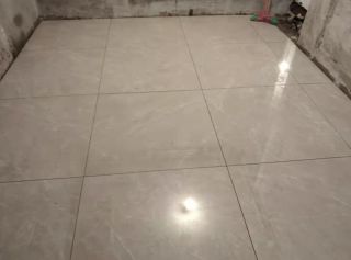 厅房间阳台等地砖铺贴