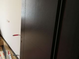 成品门及墙纸铺贴