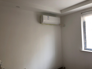 墙、顶面乳胶漆