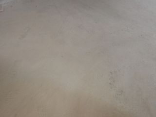 地砖铺贴及地面找平施作