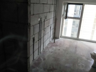 水、电管开槽施作