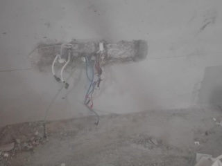 水、电管开槽施工